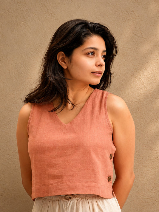 "Mitti" - Crop top with button accents