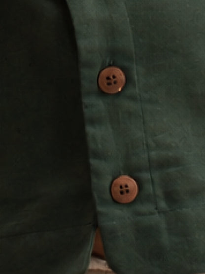 "Aaranya" - Crop top with button accents